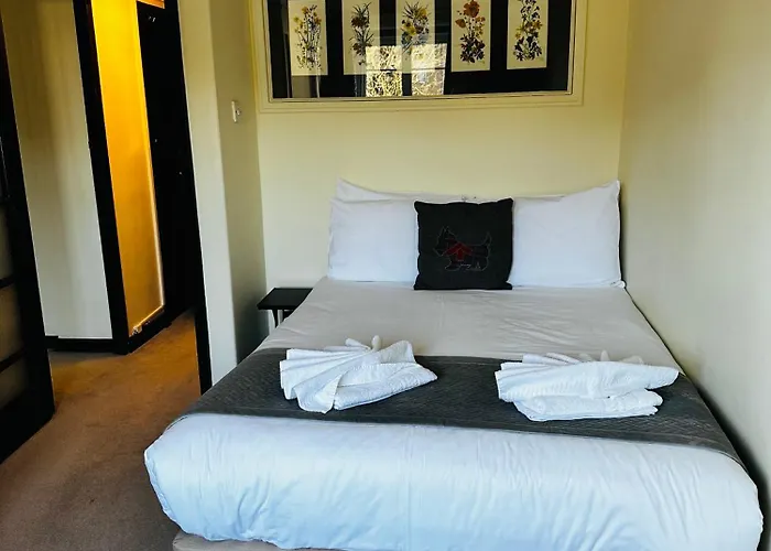 Vincent House LondonBed and Breakfast